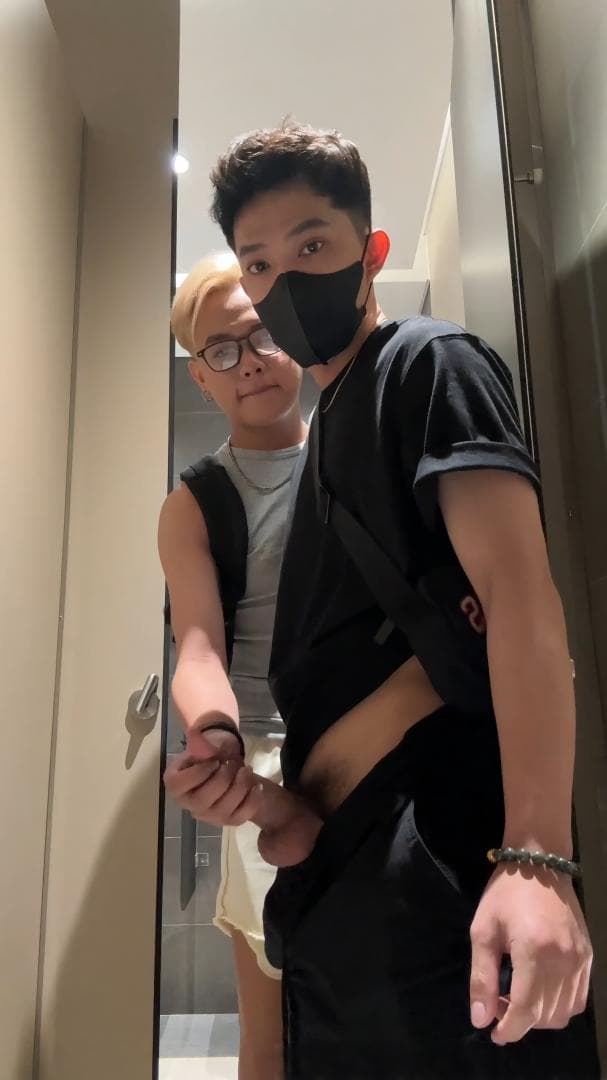  Suck cock drink semen imyour_seven in the toilet