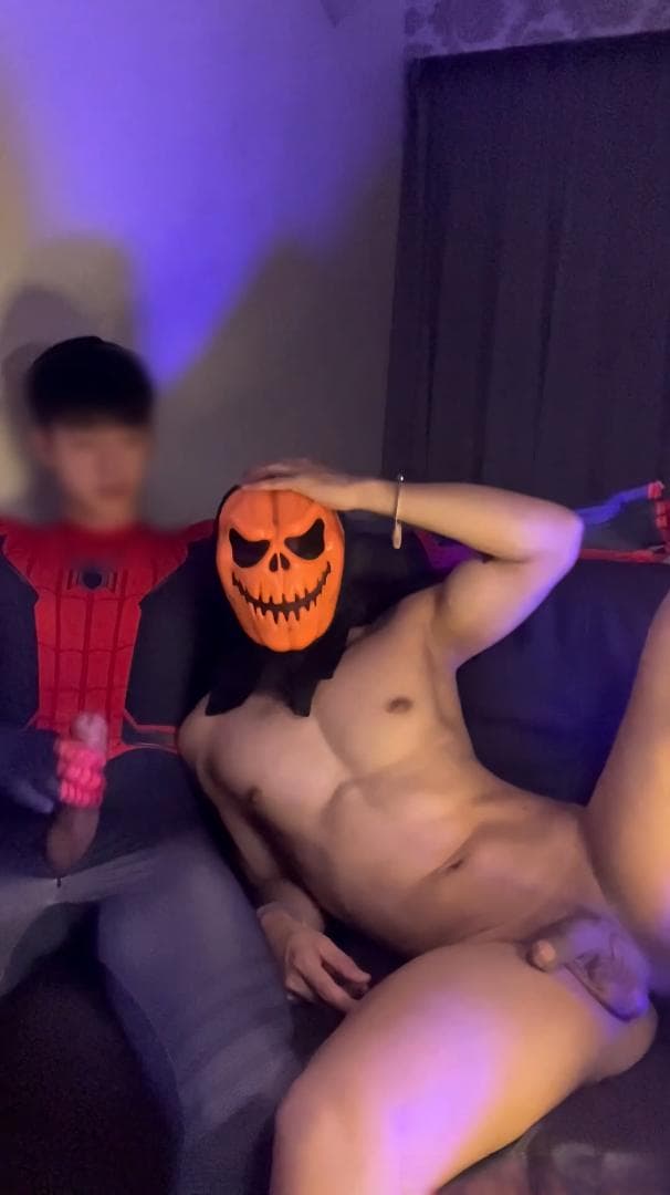 sex Handsome Thai guy fucking gym bottom