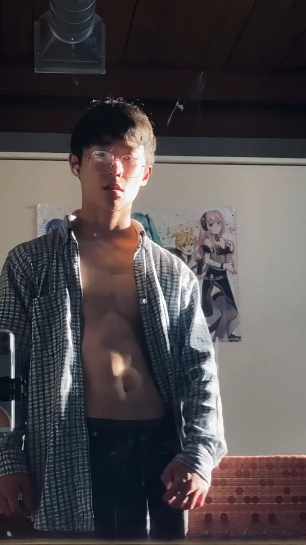 sex gay Handsome young Korean men are masturbating