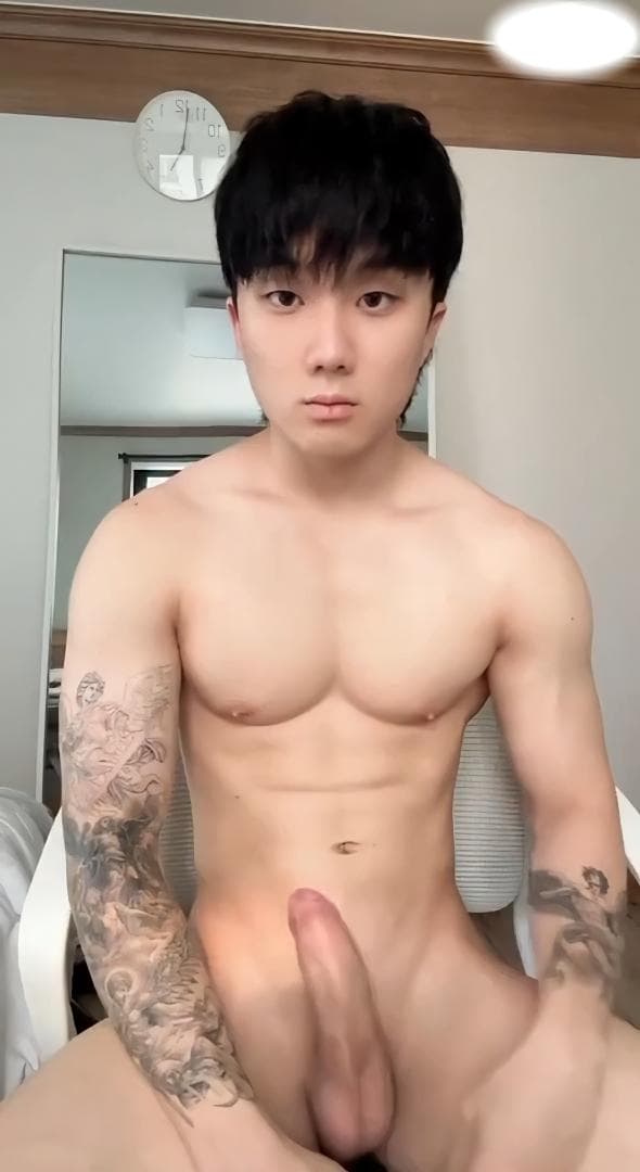sex gay Handsome guy with big cock