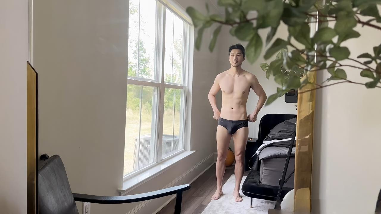 Sex Boy Handsome muscular Asian office guy jerking off