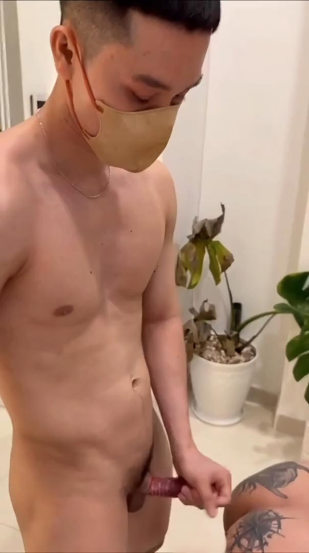 porn gay Van Chien Gangbang Fuck Group