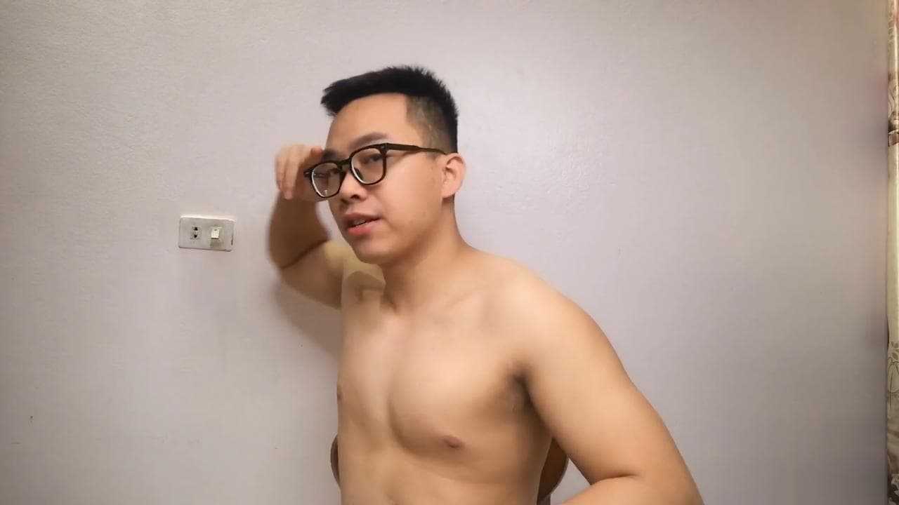 sex Youtuber Đức Chinh hướng dẫn thủ dâm cho con trai