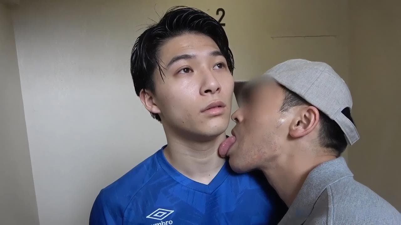  Ngưng đọng thời gian hiếp dâm cầu thủ bóng đá
