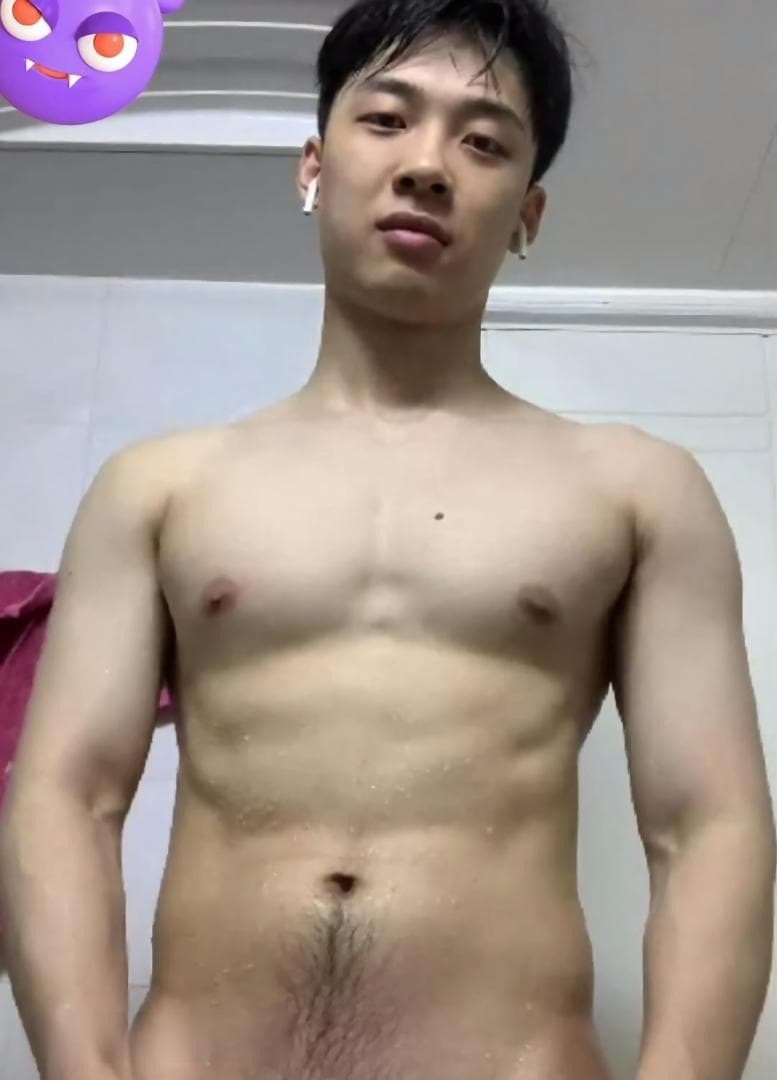 sex Korean handsome boy shows cock