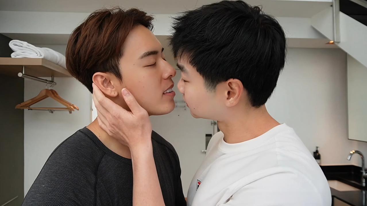 Sex Men titusslow vs Walter Soh