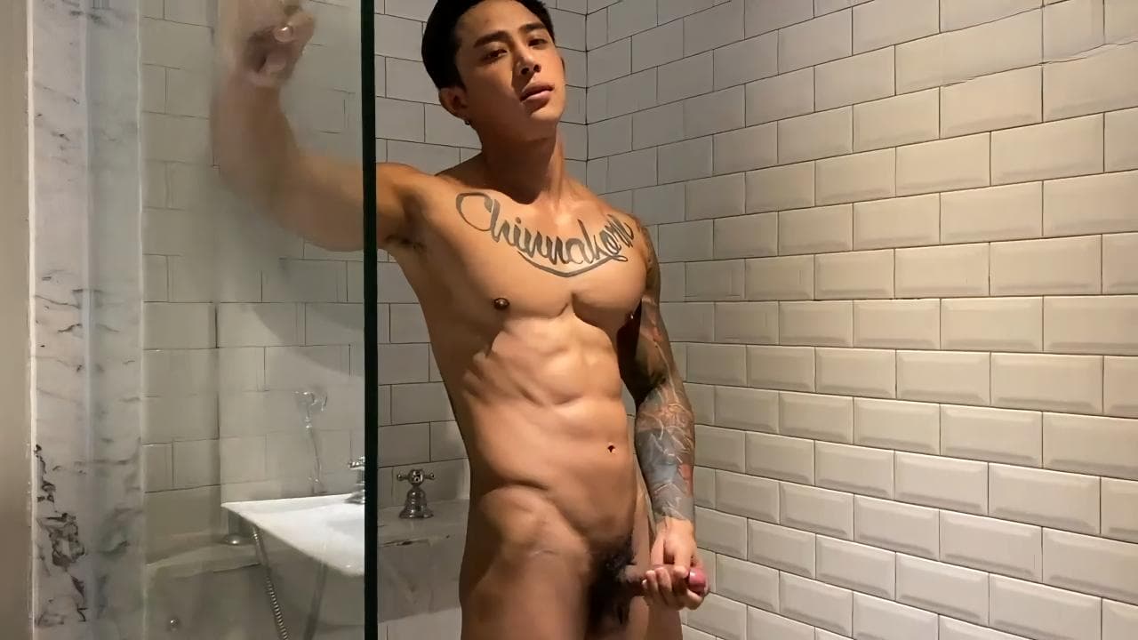 porn gay Bank Chinnakorn solo