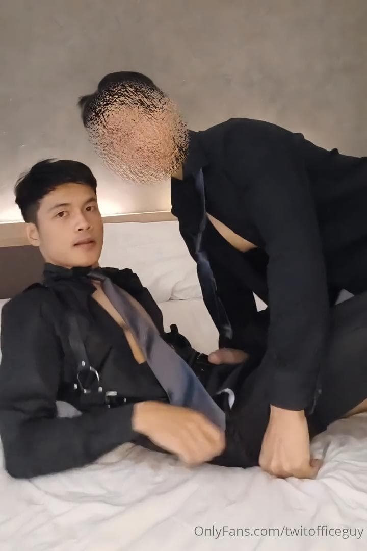 sex TwitOfficeGuy x Ciamitnow