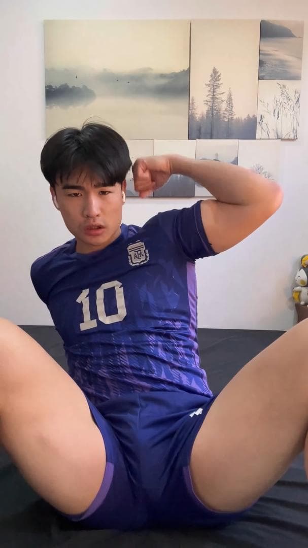  Bustybrucelee show asshole