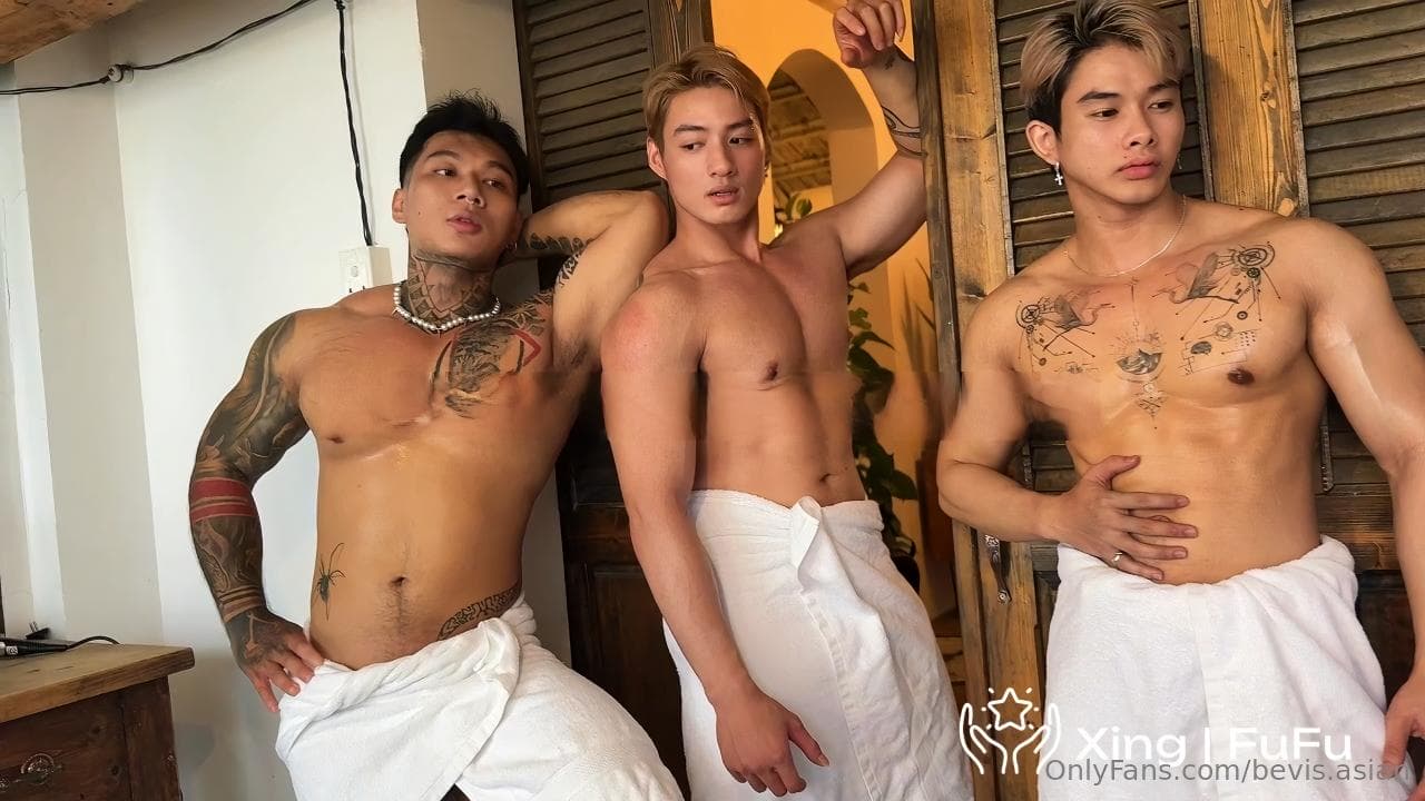  Bevis Asian - Vietnam boy nude with Pinky Nguyen and SKY999